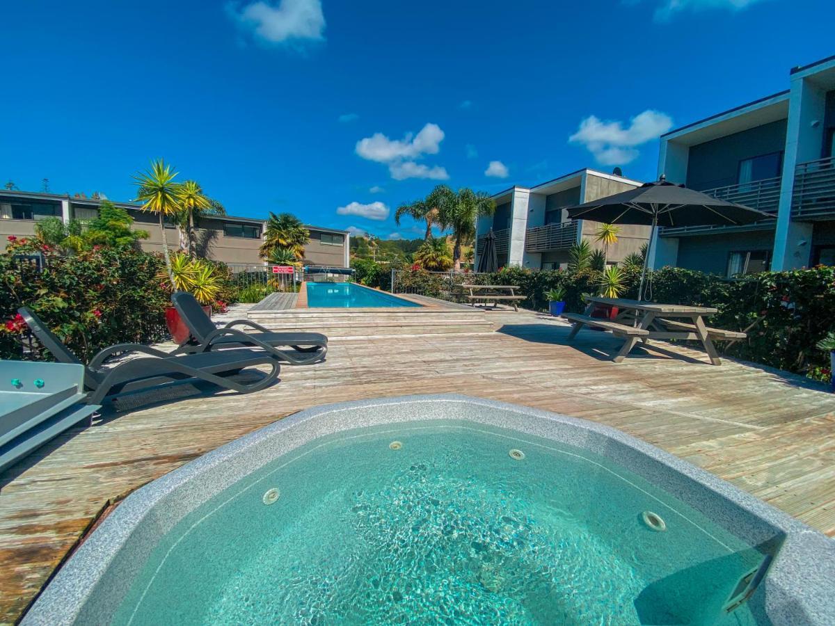 Villa Zion Whitianga Exteriör bild