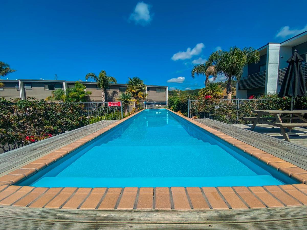 Villa Zion Whitianga Exteriör bild